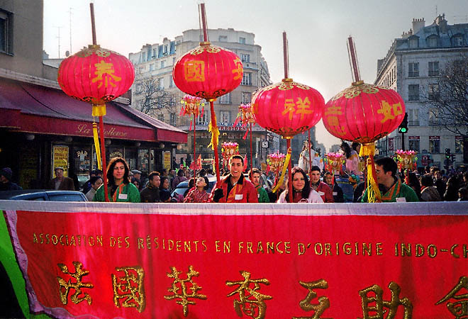Un défilé du nouvel an chinois à Belleville.