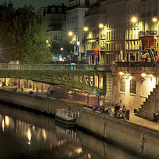 The Left Bank of the Seine seen from the Petit pont at night.
