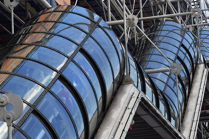 Plexiglas escalator tubes on the Pompidou Center’s façade.