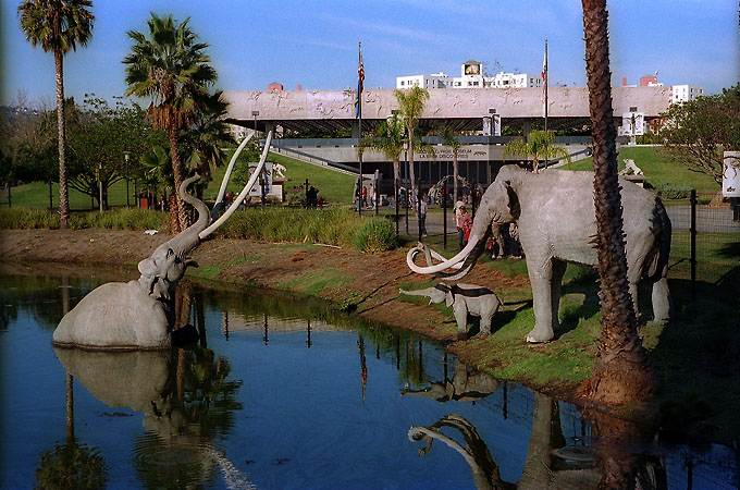 Replicas of prehistoric animals in front of the La Brea Tar pits Museum in Los Angeles.