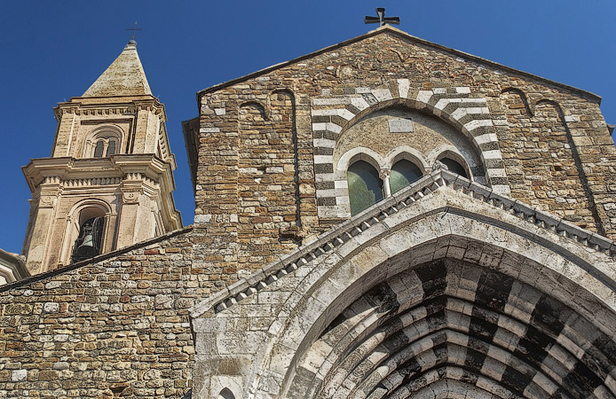 Cattedrale di Santa Maria Assunta in Piazza della Cattedrale in Ventimiglia.