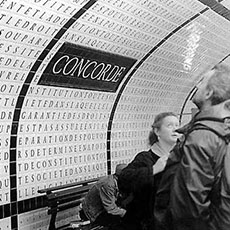 En om mer fascinera métro stationen i Paris