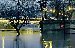 Quai d’Orsay, pendant les inondations de mars 2001, Paris