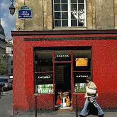 La boutique de mode Kazana sur la rue Vieille-du-Temple.