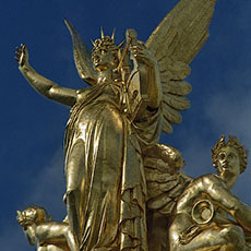 L’Harmonie, a group of statues by Charles Gumery at the top of the Opéra Garnier.