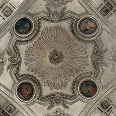 Le plafond de l’église Saint-Sulpice au dessous du maître-autel.