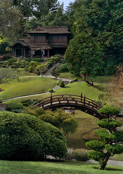 The Japanese house in the Huntington botanical gardens of San Marino.