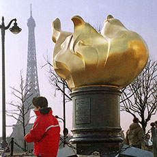 On place de l’Alma an oversized metallic flame holds vigil over the tunnel where Princess Diana and Dodi Al Fayed perished in a highspeed encounter with a concrete pillar on 31 August 1997.